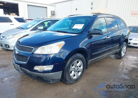2012 Chevrolet Traverse Ls z USA, uszkodzony, nr VIN 1GNKREED2CJ258825